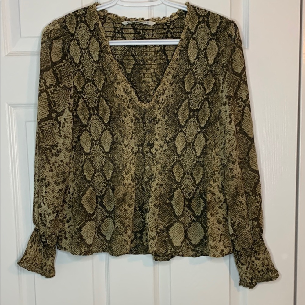 Zara Snakeskin Print Smocked Puff Statement Sleeve Blouse Brown Tan Size Medium